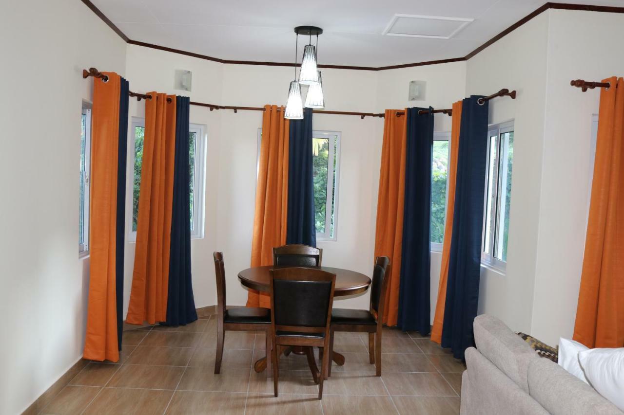 אנסה רויאל Le Ronce Villa מראה חיצוני תמונה